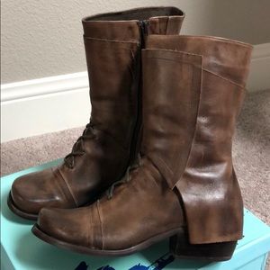 Antelope Brown Ankle Boots